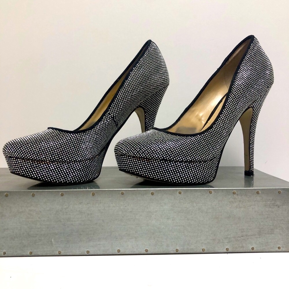 ENZO ANGIOLINI Black & Silver Studs Platform Pumps Size 5.5